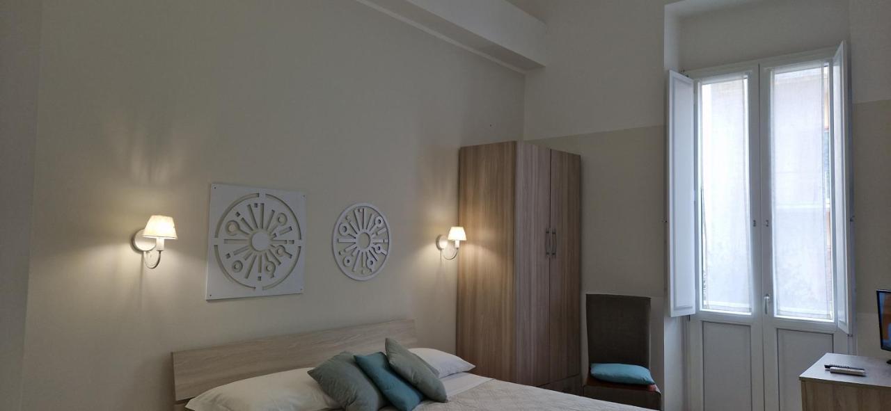 Diaz Rooms Lecce Exterior foto